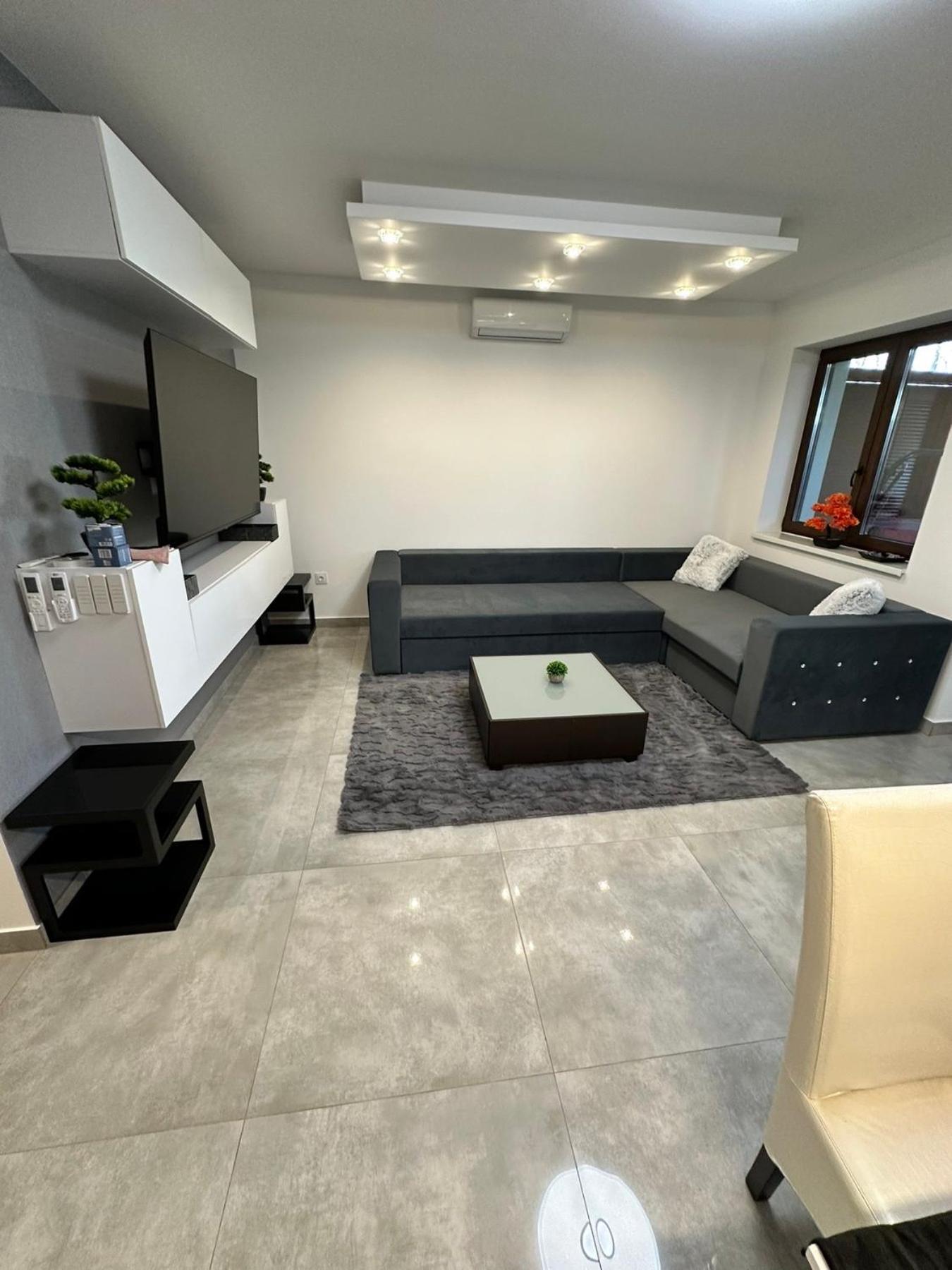Vrg 1 Exkluziv Apartman Debrecen Kültér fotó